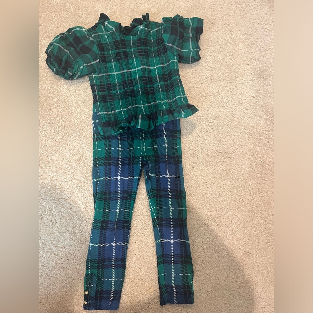 Janie and Jack outfit. Worn once. Great condition. Size 3 pants and size 2 shirt